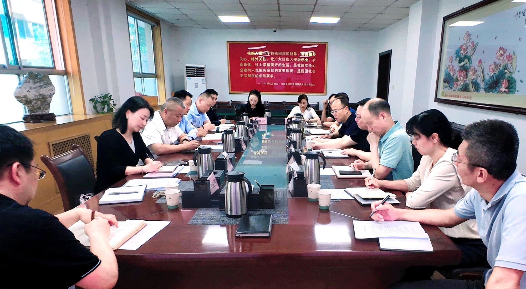 強(qiáng)盛一行赴西安市殘疾人聯(lián)合會(huì)開(kāi)展專題調(diào)研——共商殘疾人康復(fù)養(yǎng)老事業(yè)發(fā)展，探索科技助殘服務(wù)新模式