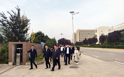 團(tuán)市委、市貿(mào)促會(huì)、市青企協(xié)一行到工投集團(tuán)涇河產(chǎn)業(yè)園考察交流
